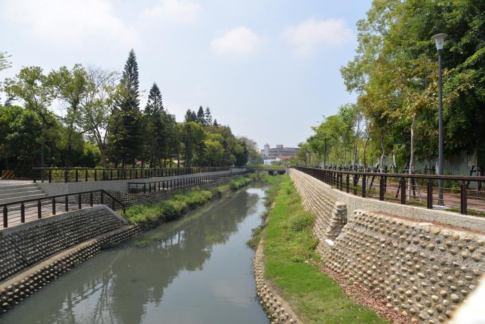 推動雲林溪水質改善雲林溪掀蓋段污水截流工程開工動土