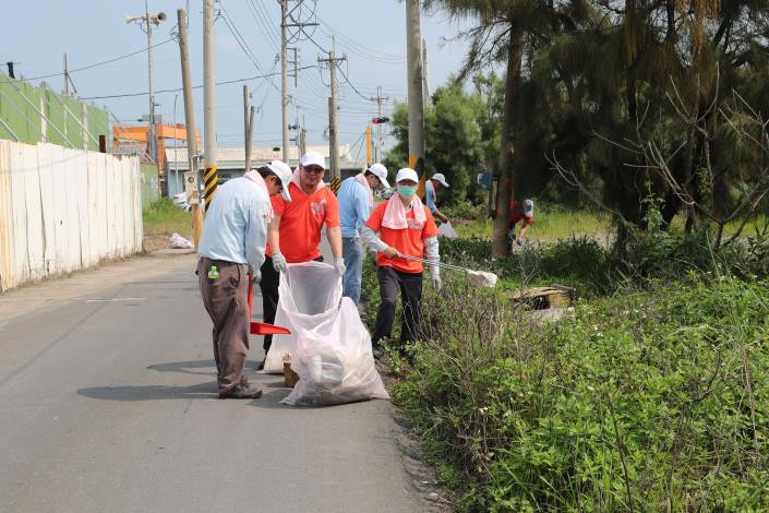 台灣塑膠工業股份有限公司道路認養洗掃情形