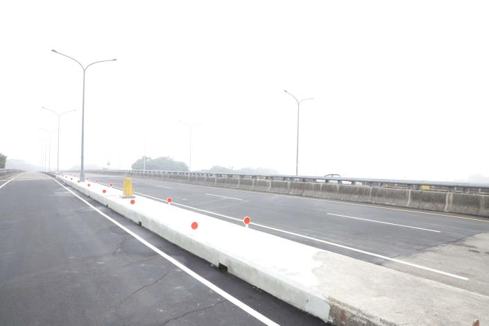 竹圍大橋係縣道158縣之延伸段，也是斗六工業區及雲科工業區重要聯外道路。