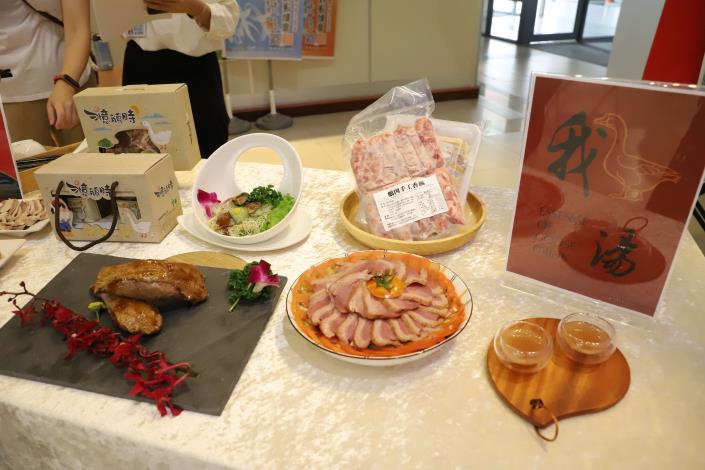 中華民國養鵝協會與中華美食交流協會邀請業者開發許多鵝肉創意料理。