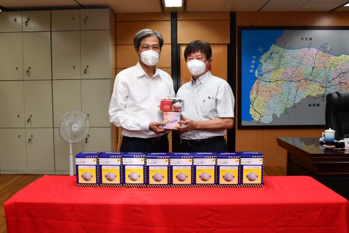 宜興消防器材有限公司捐贈N95口罩乙批，供緊急救護人員防疫使用