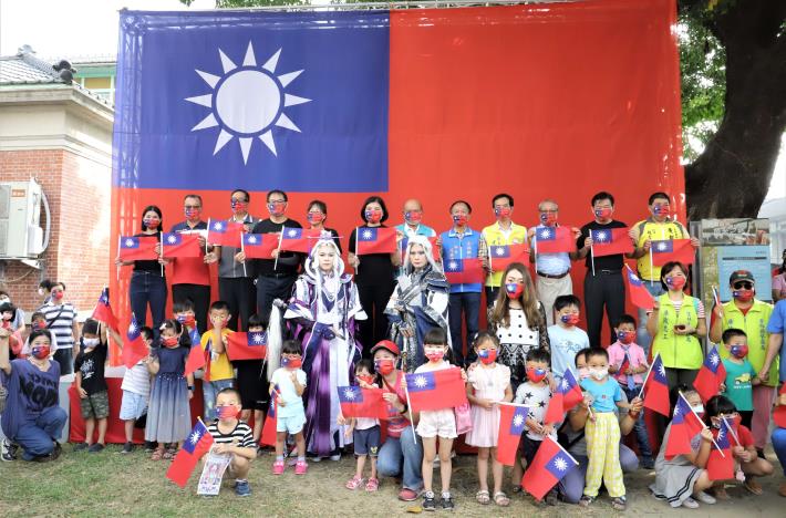 雲林縣政府結合2021國際偶戲節舉辦雙十國慶升旗典禮