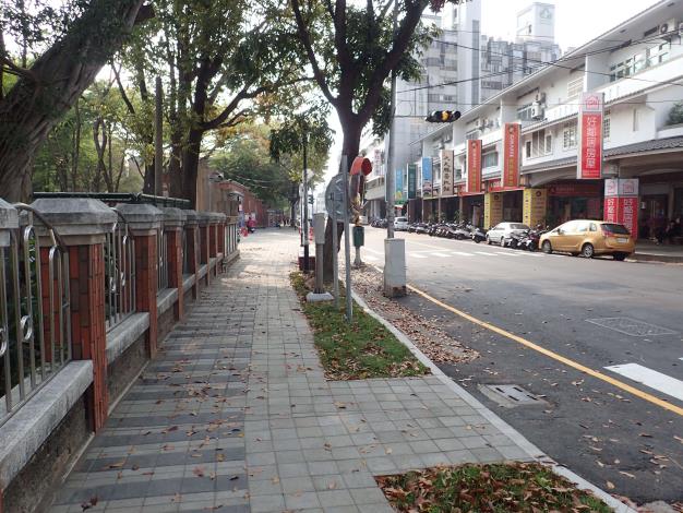 前瞻基礎建設「提升道路品質計畫2.0」前一期意象圖-斗六市市區步道環境改善工程