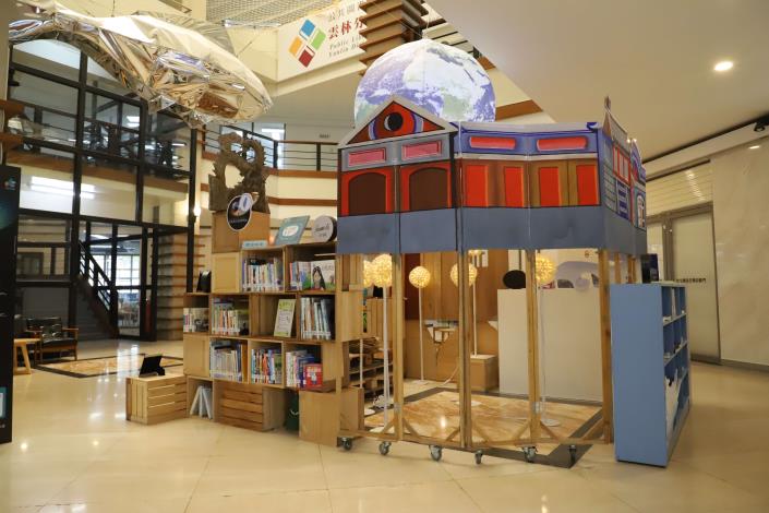 縣府努力營造舒適閱讀空間，希望吸引民眾多走進圖書館。