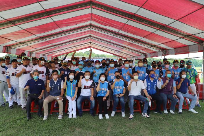 帶動運動風氣 2022第一屆雲林盃全國慢速壘球邀請賽熱鬧登場