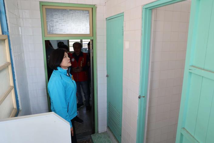 水林鄉尖山腳社區活動中心舊式廁所老舊狹窄，缺乏無障礙設施設備亟待改善