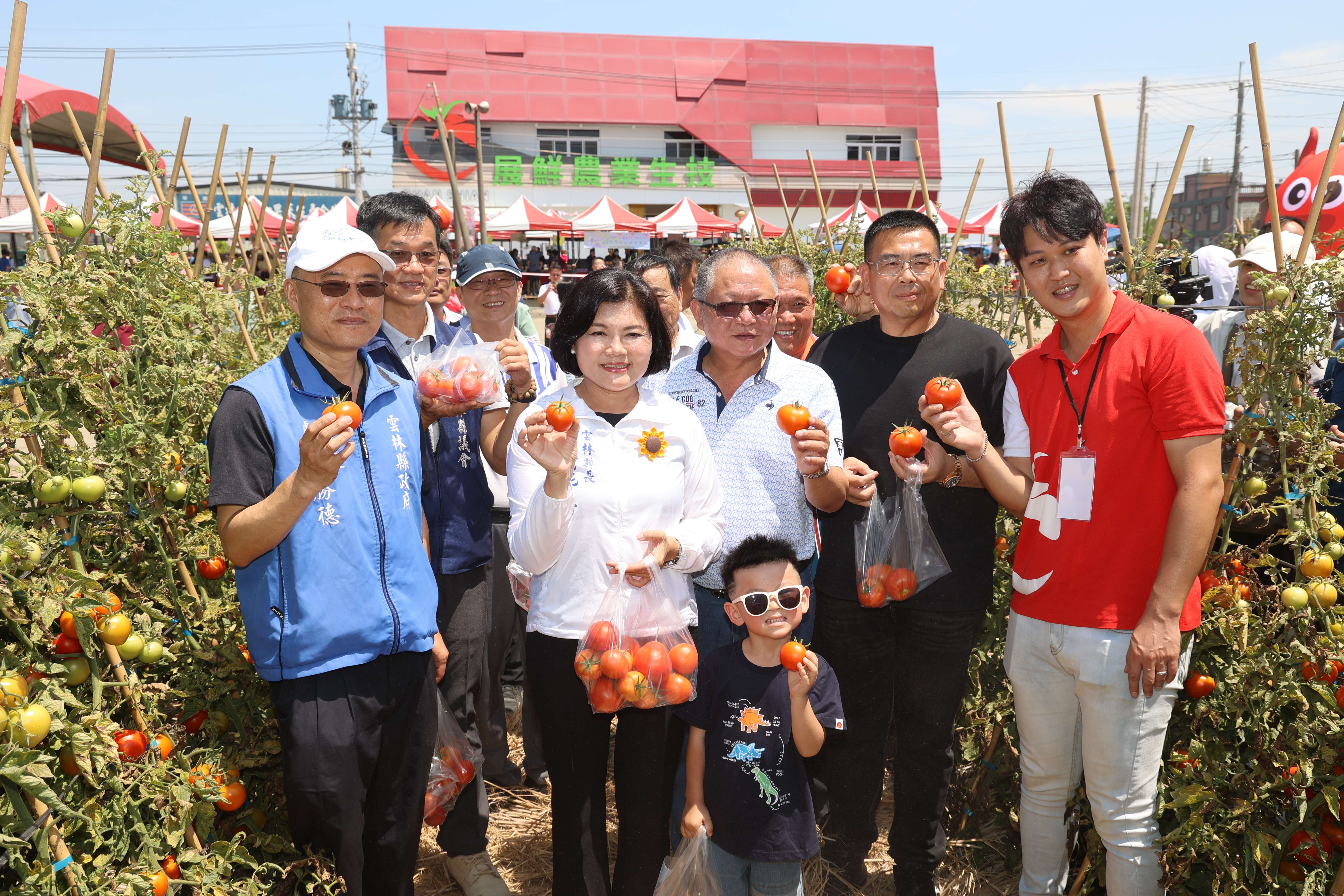 第一屆小紅牛「喜番生活節」登場 張麗善縣長邀民眾品味牛番茄吃在地、食當季