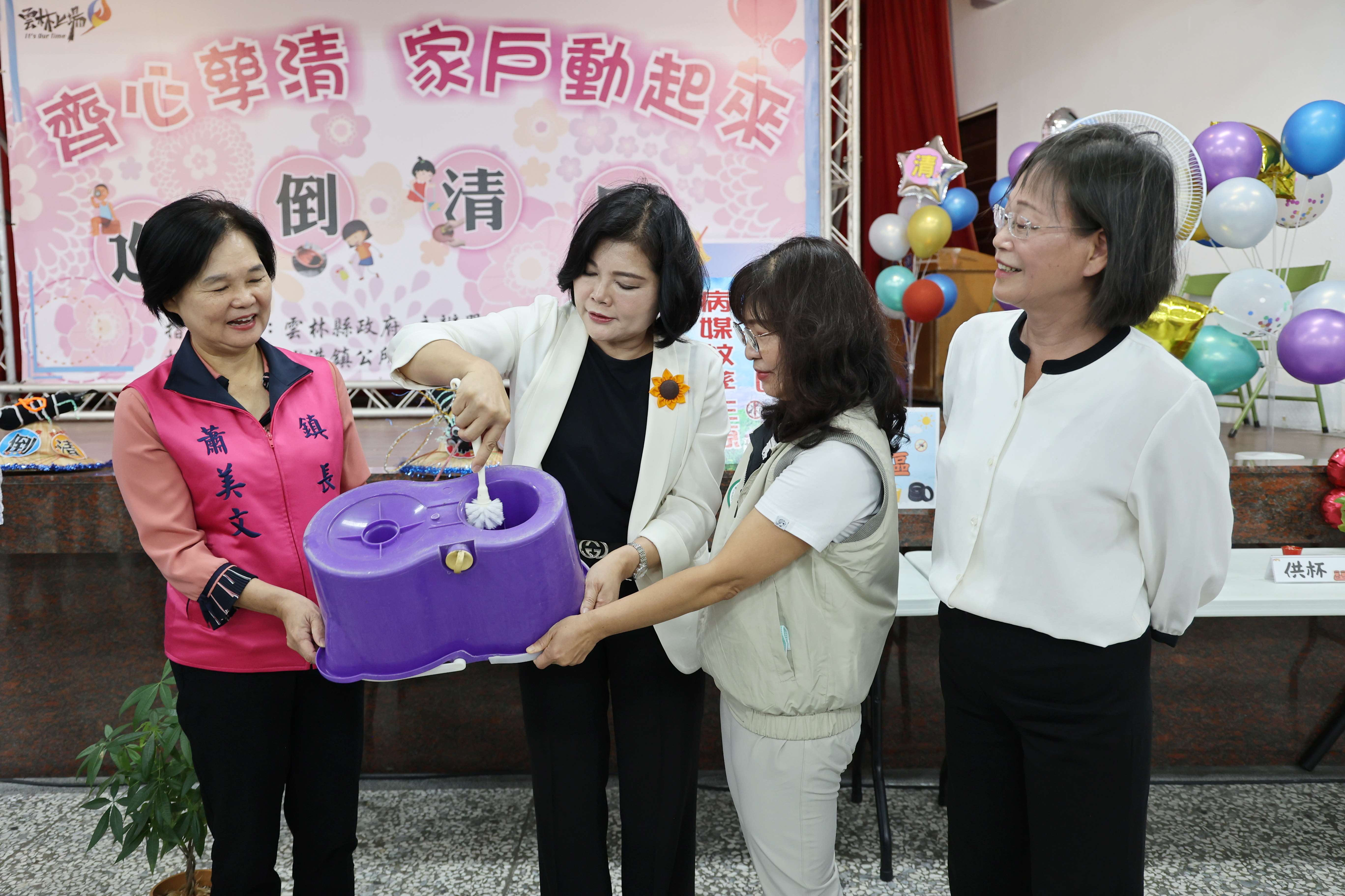雲林縣到目前為止沒有登革熱本土病例，然防治工作不能輕忽，張縣長籲鄉親共同配合，對抗登革熱