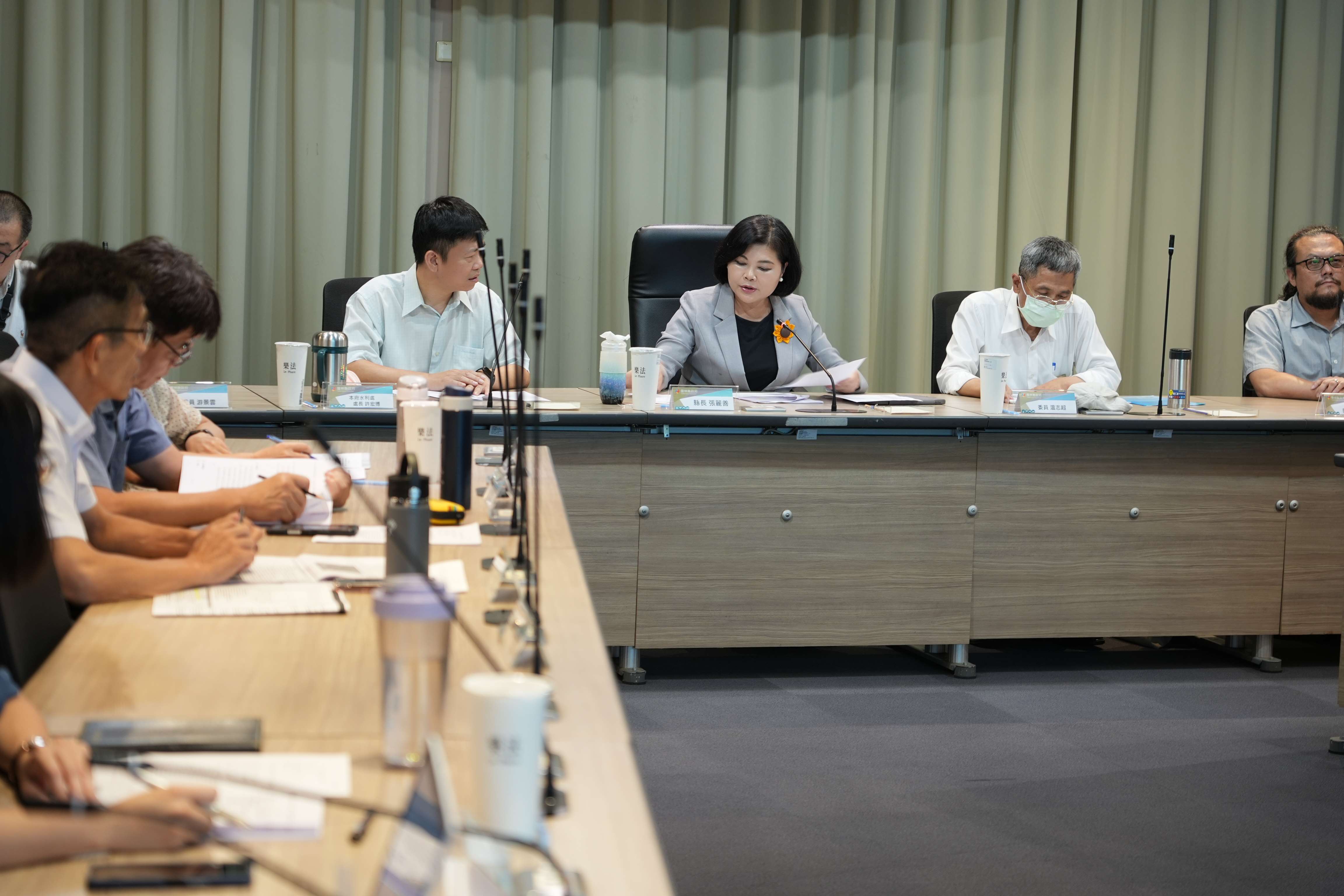 張麗善縣長主持地層下陷防治會議,指示相關局處加強輔導推動各項防治措施。