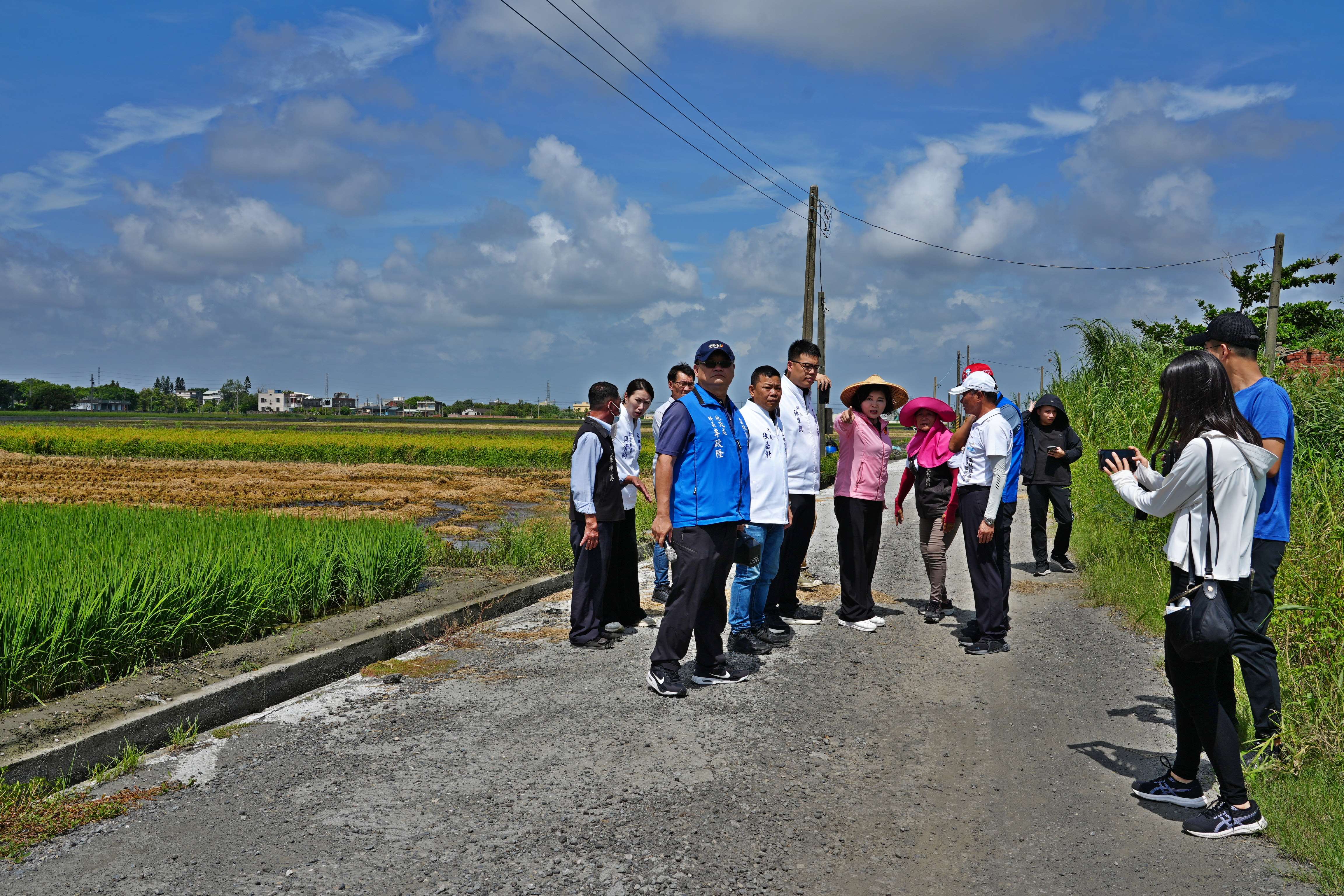 縣長張麗善實地會勘水林鄉農路與道路,籌措經費改善。