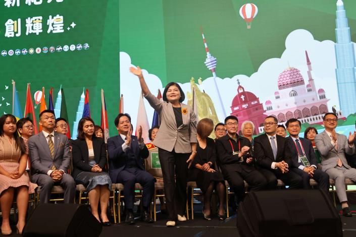張縣長一早北上  趕赴「亞洲台灣商會聯合總會第三十二屆第三次理監事聯席會議」隆重開幕典禮