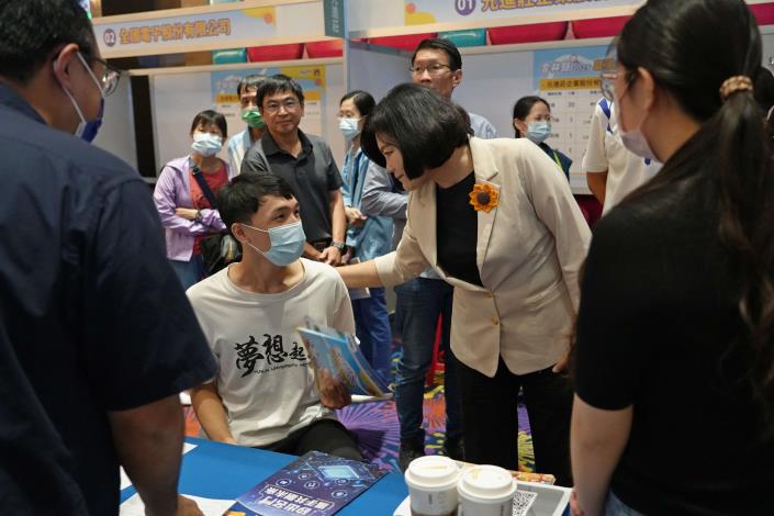 官LIN08863.JPG