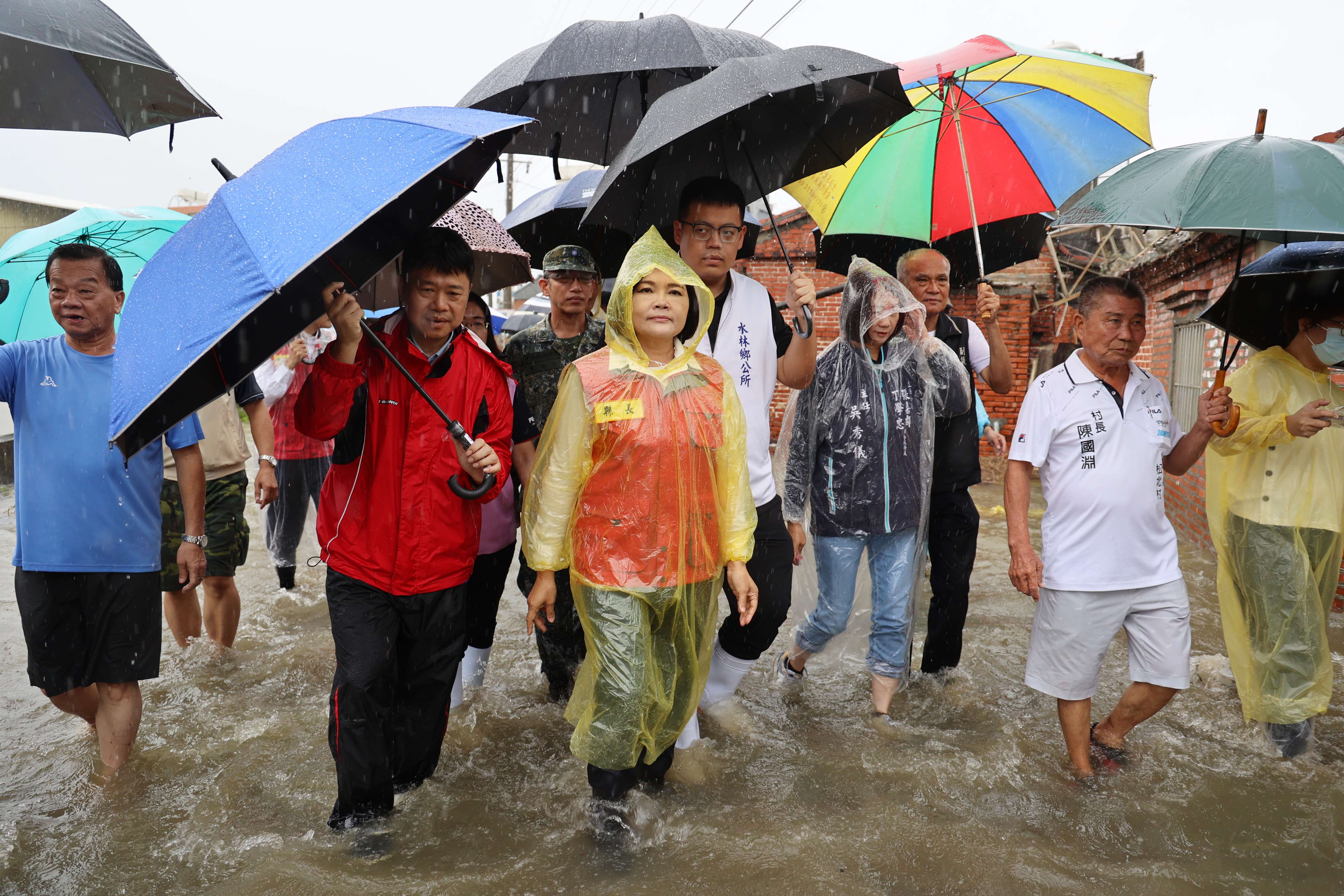 豪雨導致雲林縣內多處積淹水　張麗善縣長率隊勘災、全力調度應變