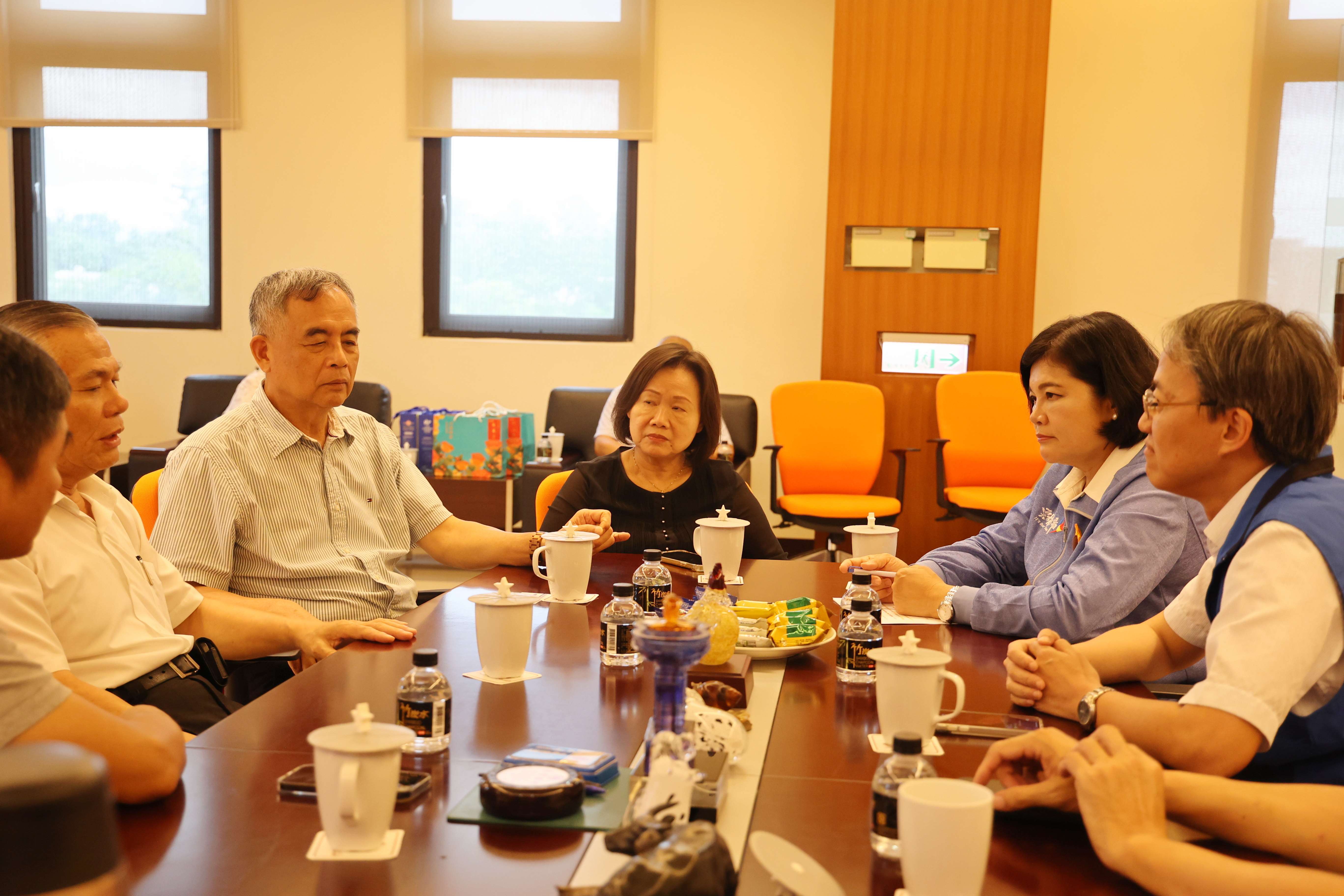 因應關稅、匯率衝擊,可能造成消費力降低,進而提高通膨、失業率,針對可能受影響的勞工與家庭,縣府將強化社會安全網,提供必要協助與就業資源