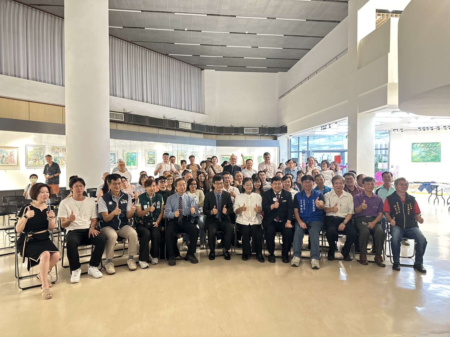 「水的饗宴」朱文浩繪畫個展今熱鬧開幕，AI沉浸式藝術驚艷登場