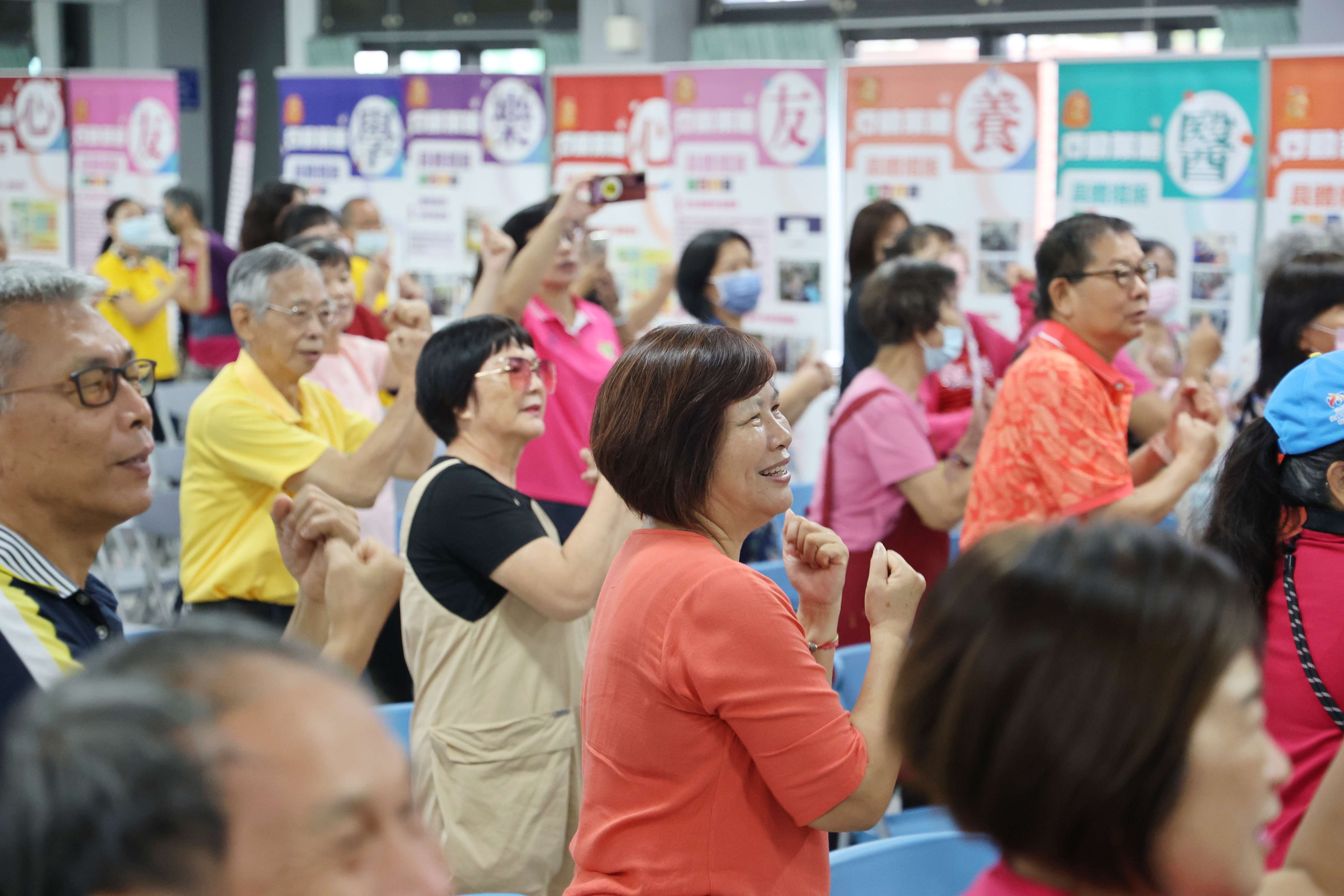縣府今年整合推動【雲林縣愛老總綱領】全面就長者食、衣、住、行、醫、養、友、心、樂、學等10大面向擴大服務