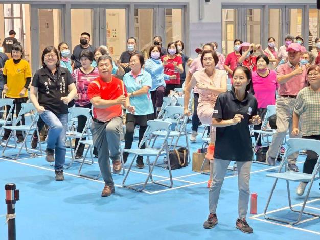 LINE_ALBUM_1141020爺奶運動直播派對-虎尾場_251021_2