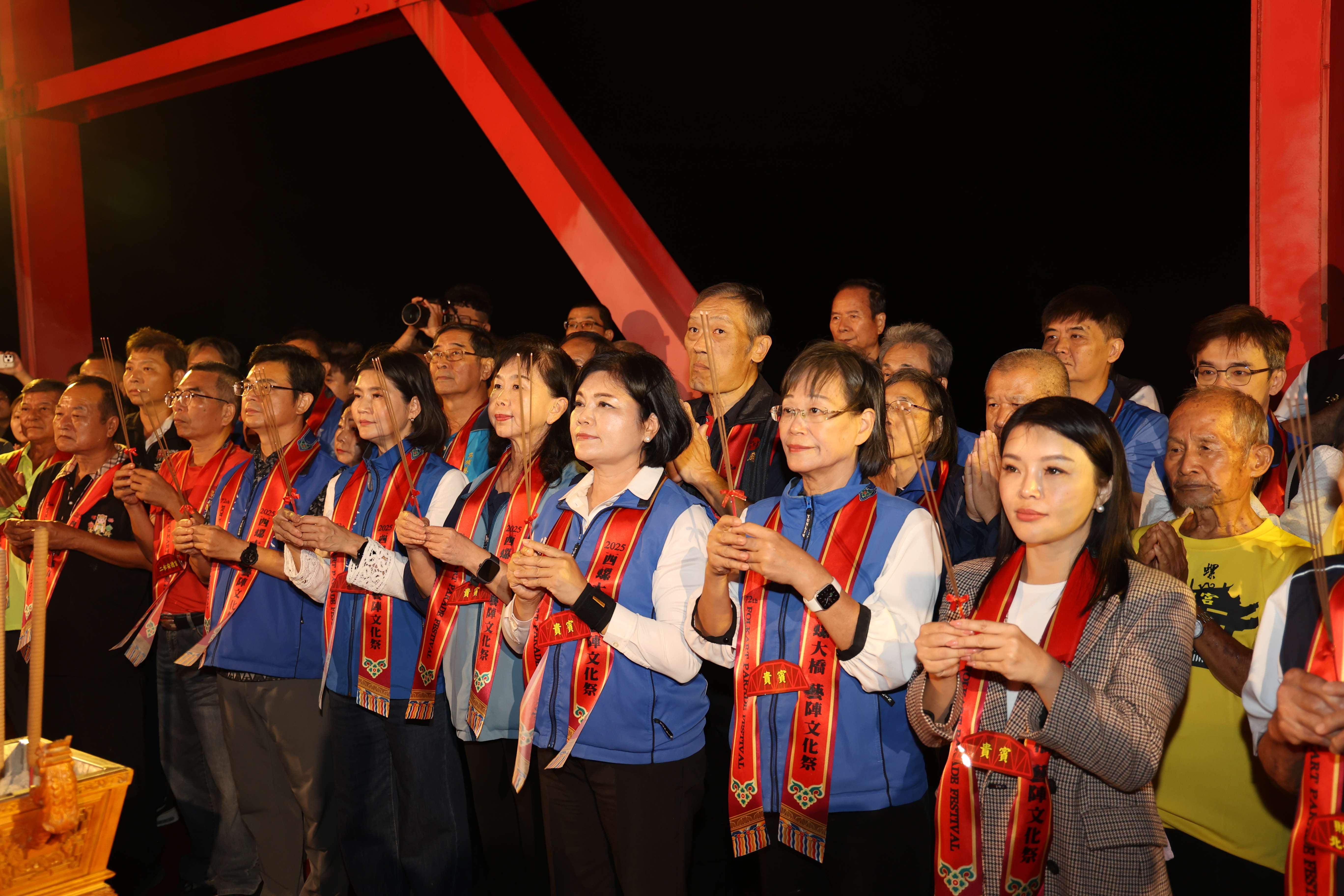 張縣長祈求諸神庇佑,為台灣祈福也為雲林祈福