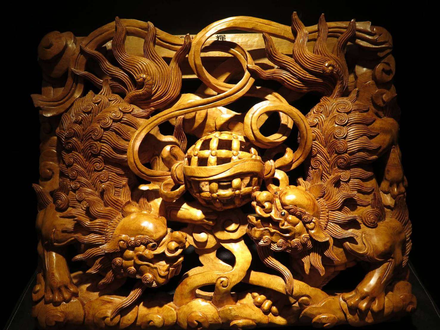 張旭輝老師的作品兼具文化底蘊與藝術創新，展現雲林在地工藝的精神價值與人文厚度。