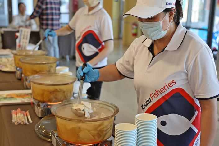 台灣鯛是台灣水產養殖中的重要寶藏，從冷凍全魚、鮮美的魚片、細膩的魚皮，到即食的蒲燒鯛，餐桌上呈現多元美味