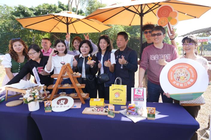 糖都嘉年華將辦理6場蔗糖甜蜜走讀、11梯次深度遊程、匯集20種甜品優惠、超過20場故事繪本導覽、26梯次糖廠秘境走讀、超過30場手做體驗、60梯次限定風味料理體驗等活動。