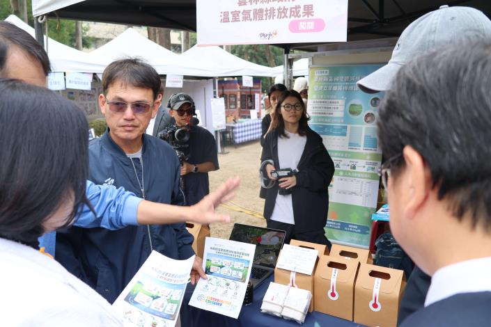 張縣長巡視 雲林縣推動低碳稻作計畫 栽種溫度米成果