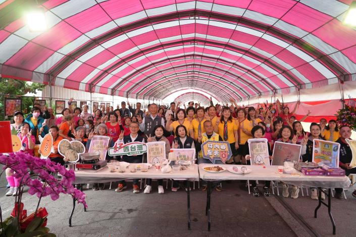 縣長張麗善出席林內農會稻香傳情活動,肯定農會創新與農民付出。