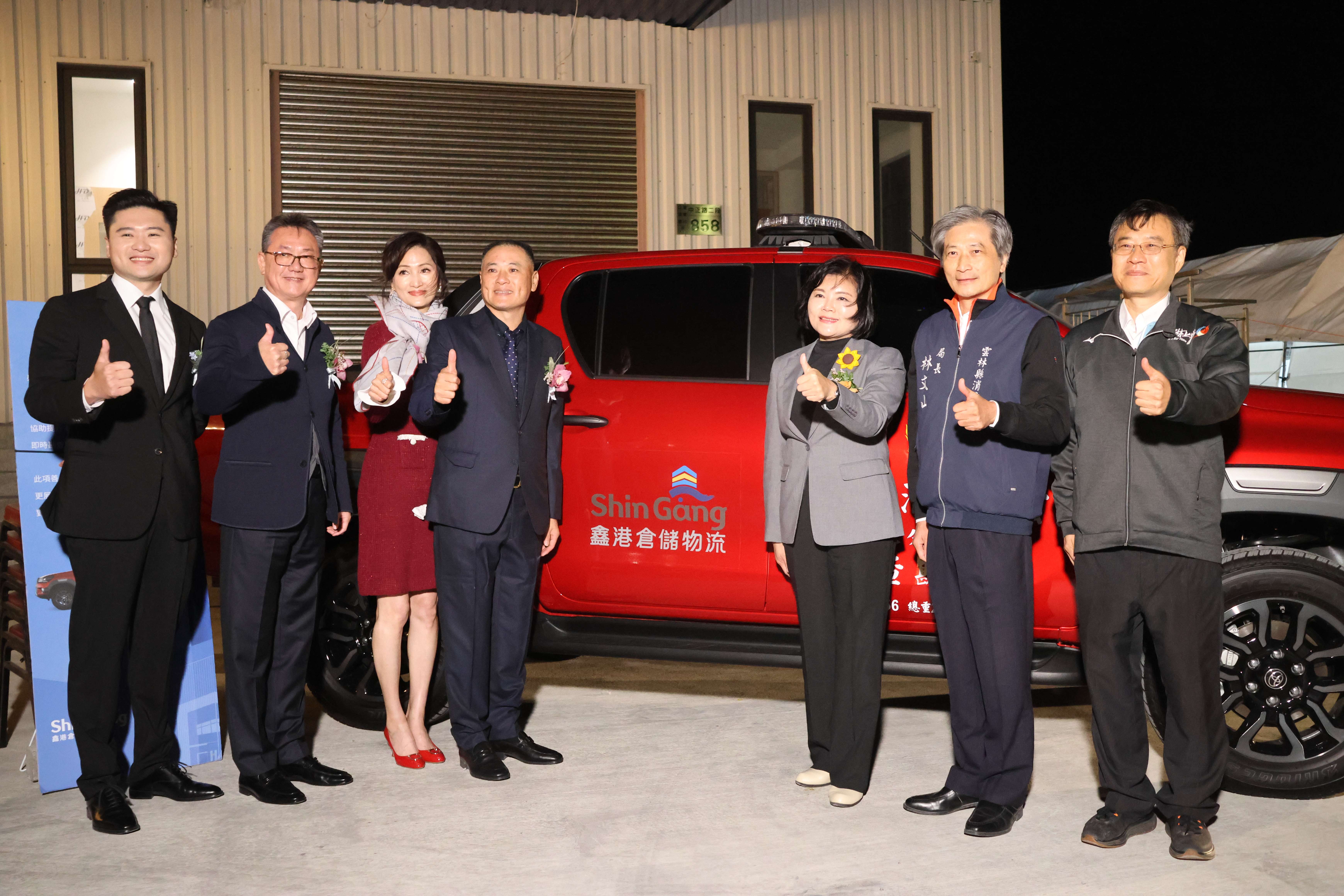 王秀溶女士、曾申棟先生共同捐贈雲林縣消防局口湖分隊災情勘查車