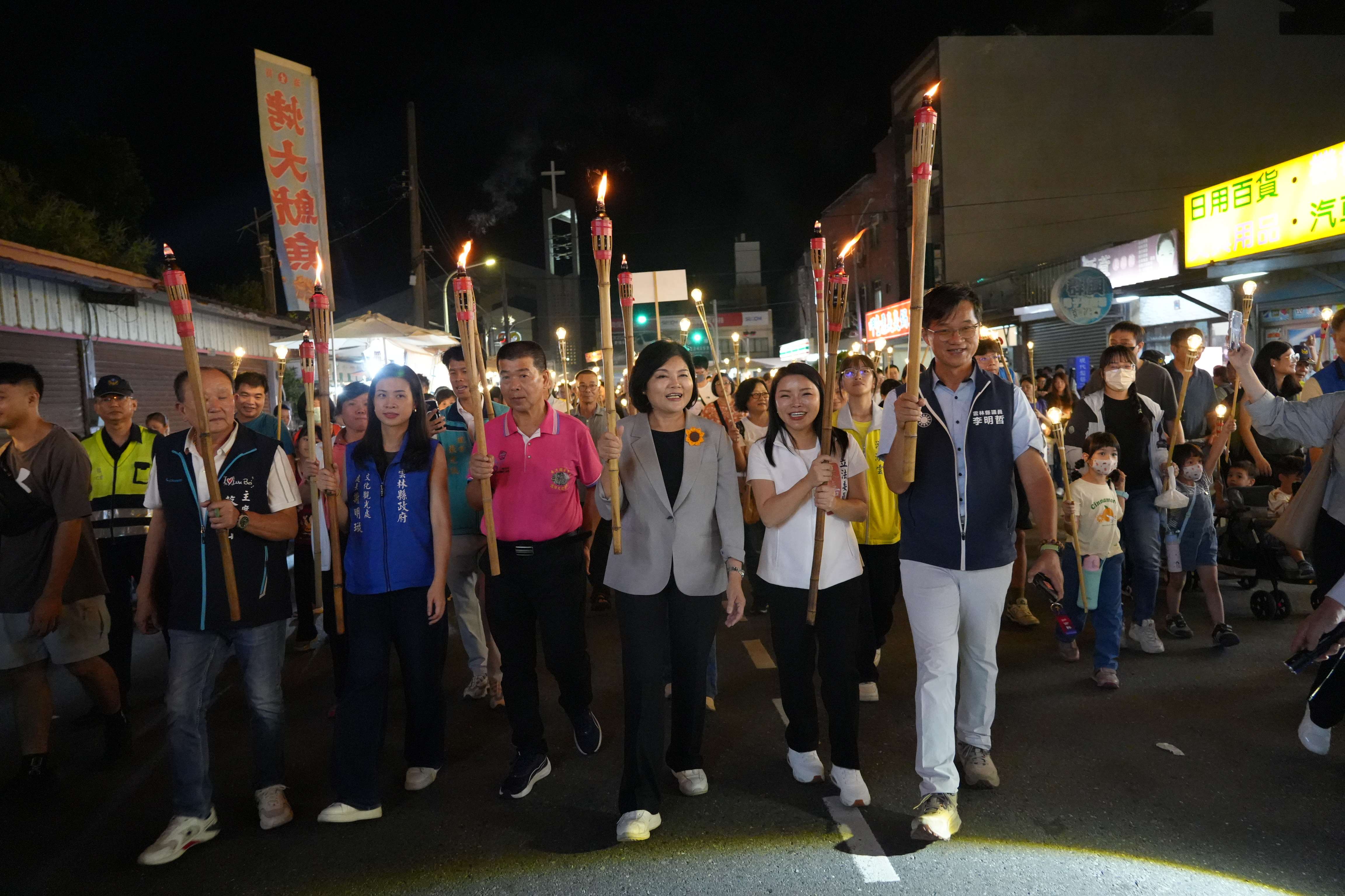 澹仔火千人遊客庄拉開詔安客家文化節序幕 「武震客庄．火耀詔安」點亮客庄