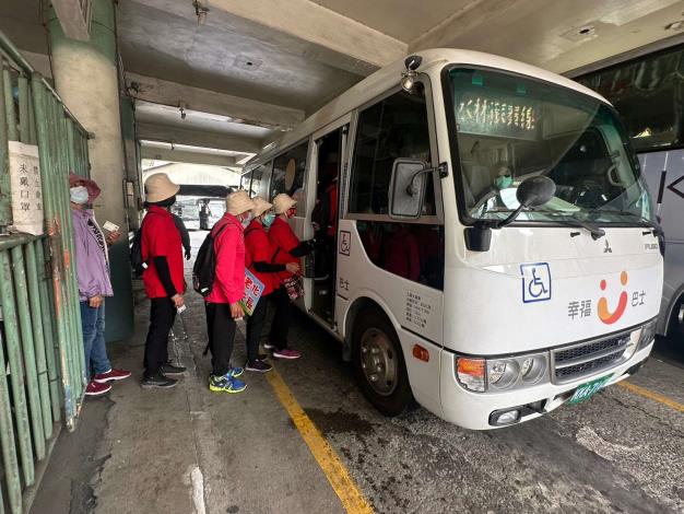 LINE_ALBUM_112.4.19元長龍岩社區【203】乘車體驗_230419_30