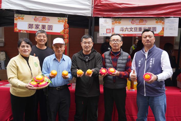 北上立法院宣傳茂谷柑
