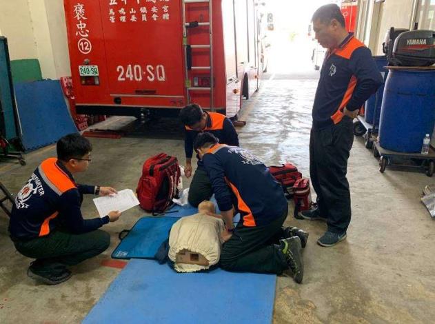雲林縣消防局第二大隊褒忠分隊辦理救護技術訓練