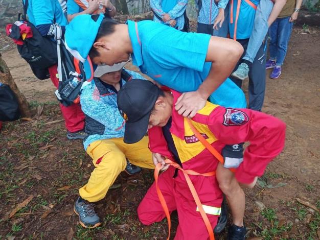 雲林縣消防局第一大隊林內分隊假龍過脈森林步道辦理林內義消分隊專業山訓-訓練過程