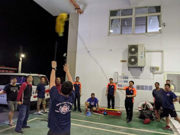 雲林縣消防局第三大隊北五分隊辦理義消水域專業訓練-訓練過程