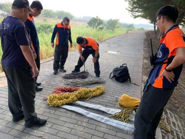 雲林縣消防局第一大隊斗南分隊辦理邊坡救援操作訓練