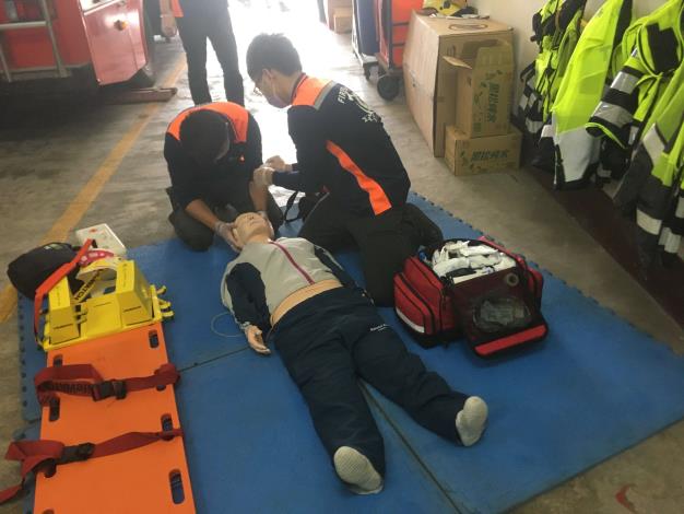 雲林縣消防局第二大隊褒忠分隊辦理創傷救護情境訓練-訓練過程
