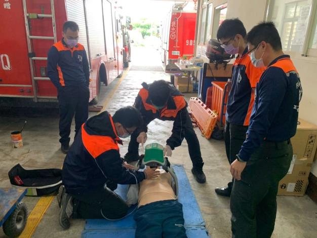 雲林縣消防局第二大隊褒忠分隊辦理全情境救護技術訓練
