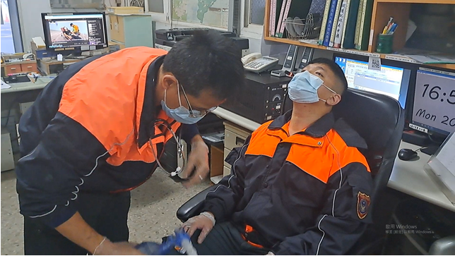 雲林縣消防局第三大隊四湖消防隊辦理氣切患者自主訓練