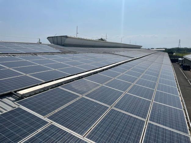 1026工廠屋頂裝設太陽光電系統