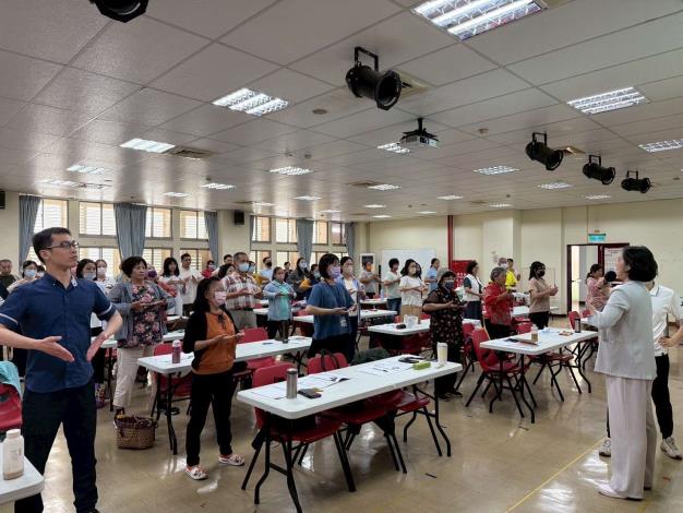LINE_ALBUM_1140425督導訓練_250425_27