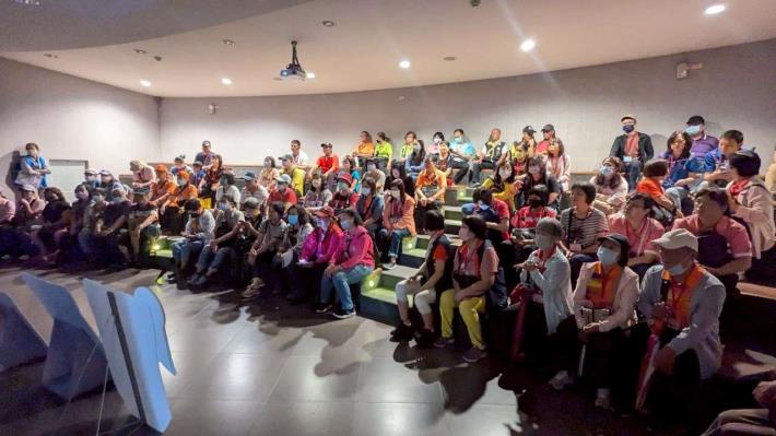 LINE_ALBUM_1140730志願服務觀摩研習_250801_377