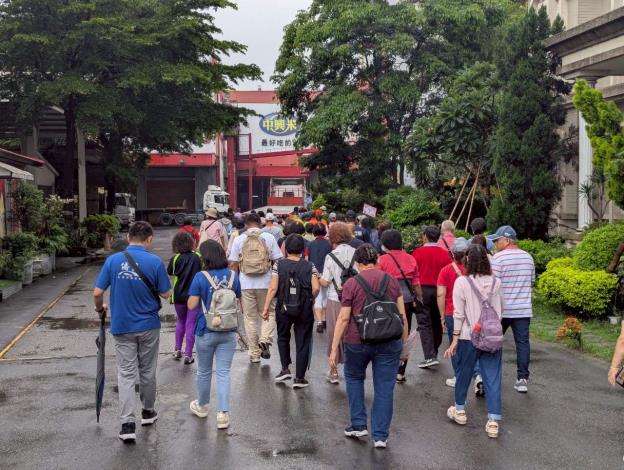 LINE_ALBUM_1140730志願服務觀摩研習_250801_389