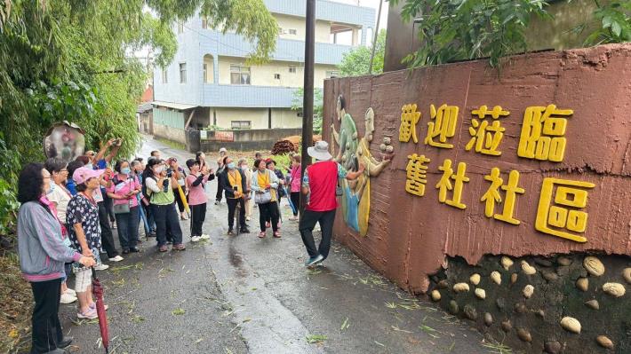 LINE_ALBUM_1140730志願服務觀摩研習_250801_88