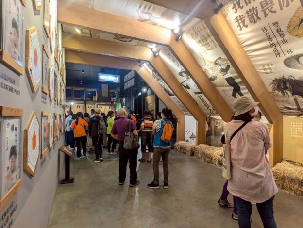 LINE_ALBUM_1140730志願服務觀摩研習_250801_360