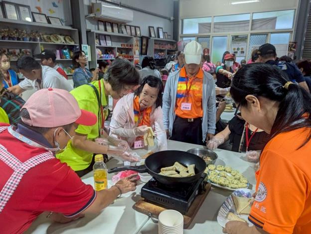 LINE_ALBUM_1140730志願服務觀摩研習_250801_168