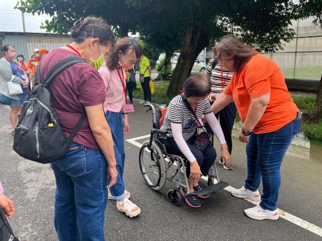 LINE_ALBUM_1140730志願服務觀摩研習_250801_115