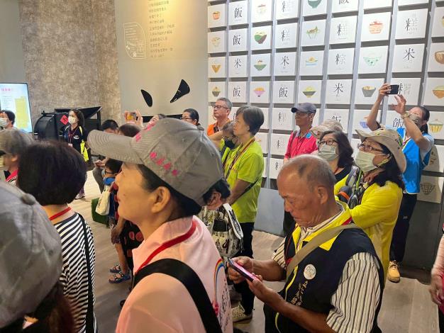 LINE_ALBUM_1140730志願服務觀摩研習_250801_106