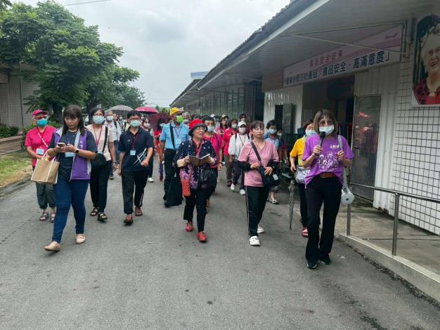 LINE_ALBUM_1140730志願服務觀摩研習_250801_119