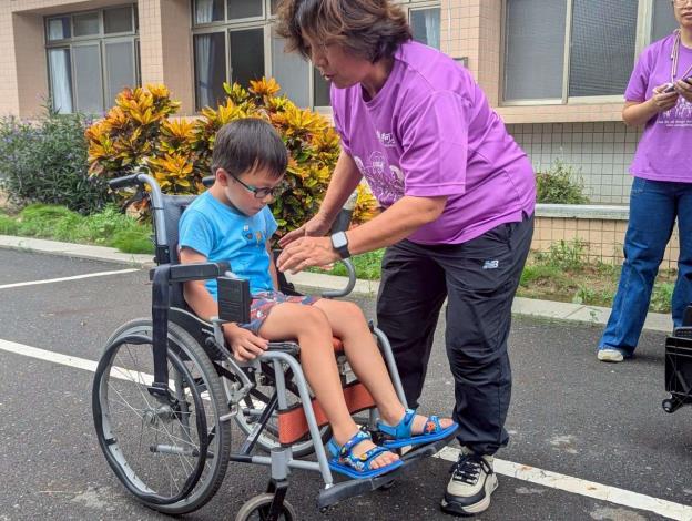 LINE_ALBUM_1140730志願服務觀摩研習_250801_287