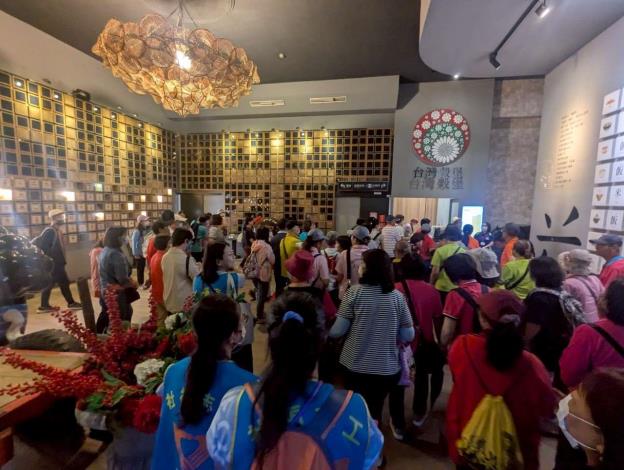 LINE_ALBUM_1140730志願服務觀摩研習_250801_385